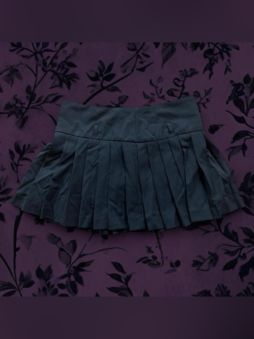 Y2K Love Tree black pleated mini skirt with built-in shorts